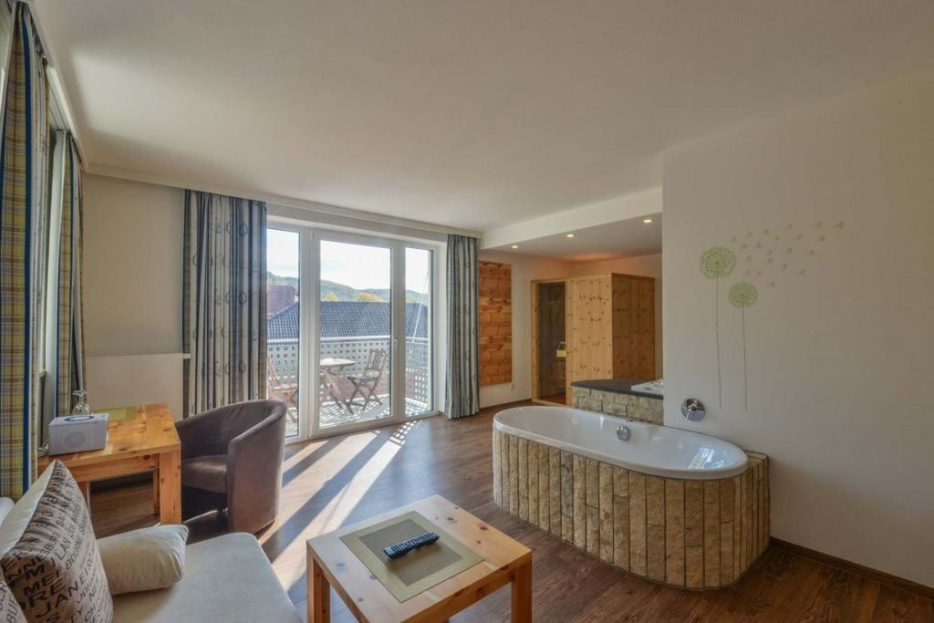 Hotel Gasthof Heckl Kinding Zewnętrze zdjęcie