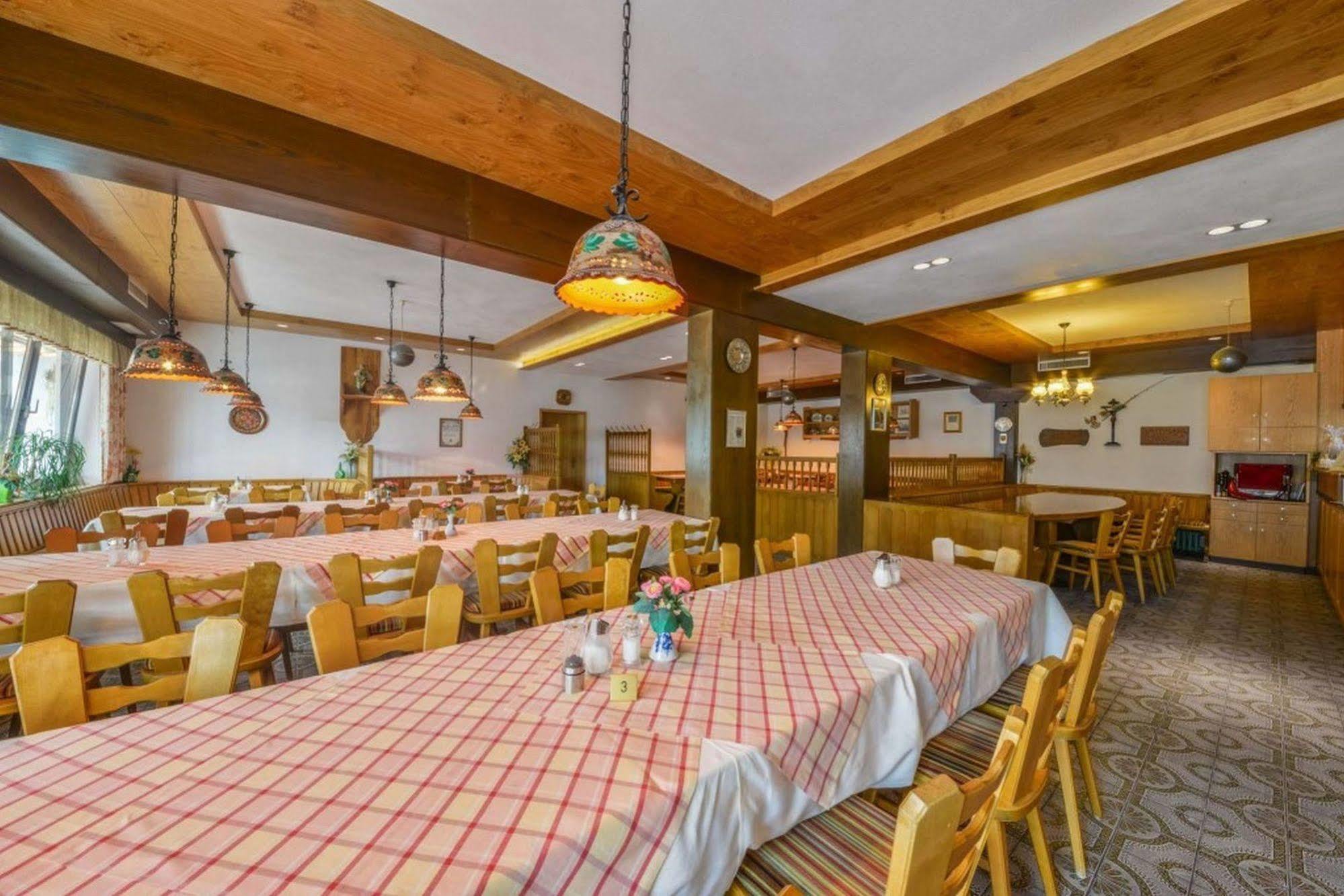 Hotel Gasthof Heckl Kinding Zewnętrze zdjęcie